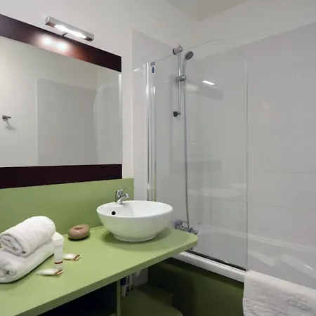 Les Bains 2/3 6p Cote Provence Daire Gréoux-les-Bains